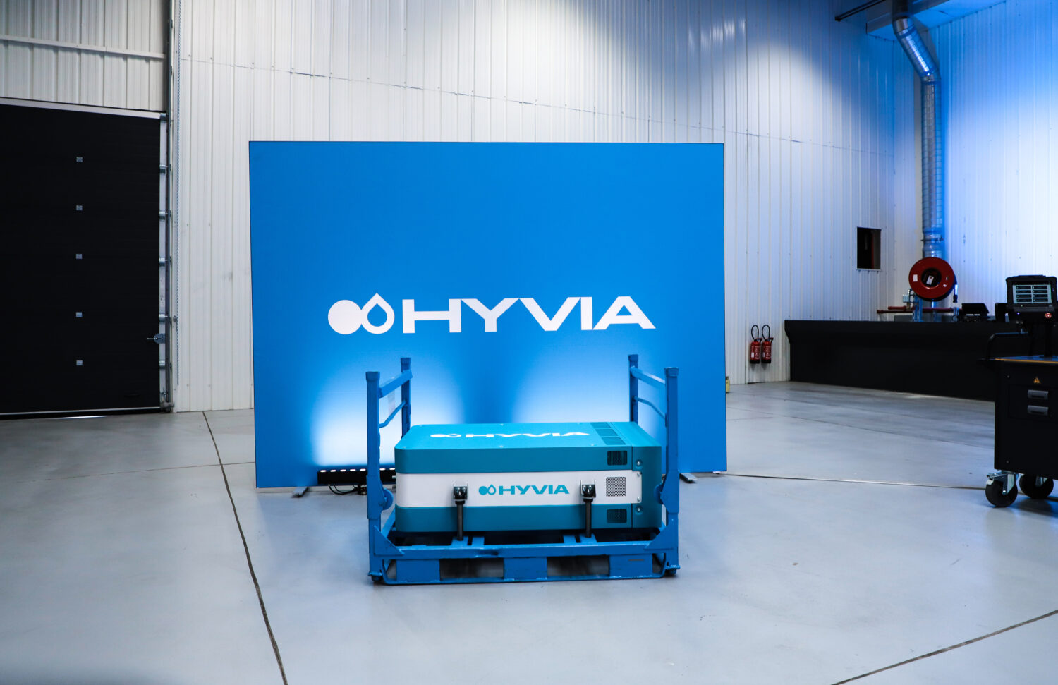 2022 - Inauguration of HYVIA plant in Flins