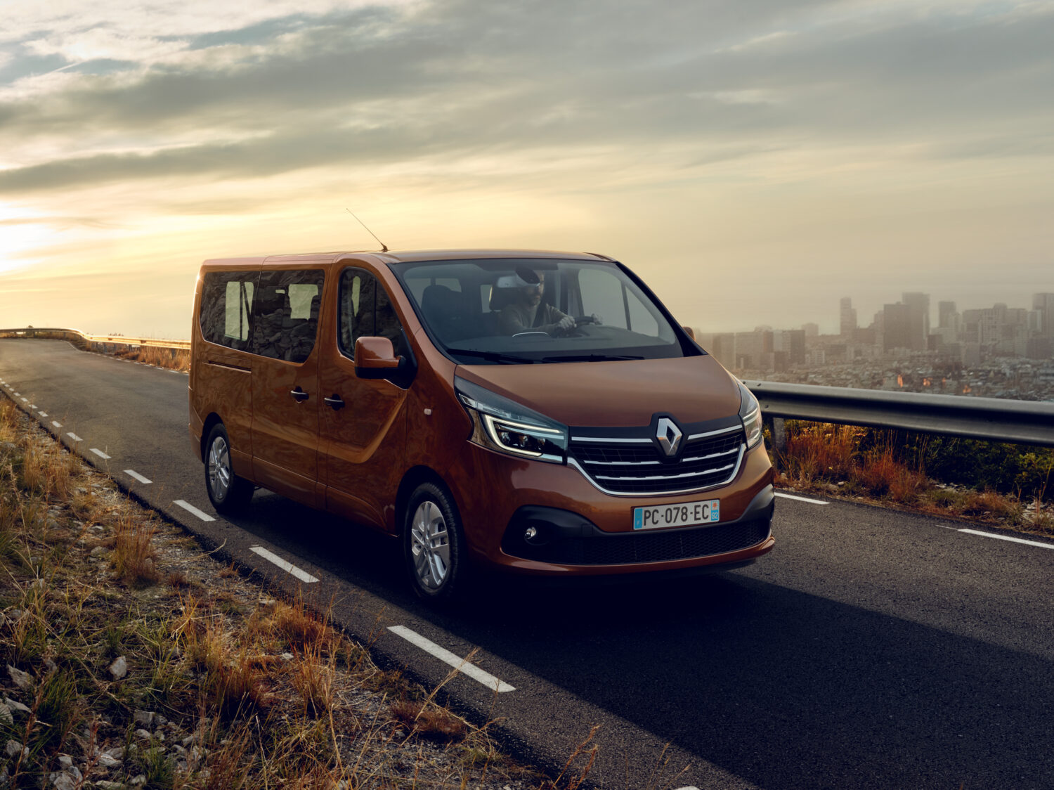 2019 - New Renault TRAFIC