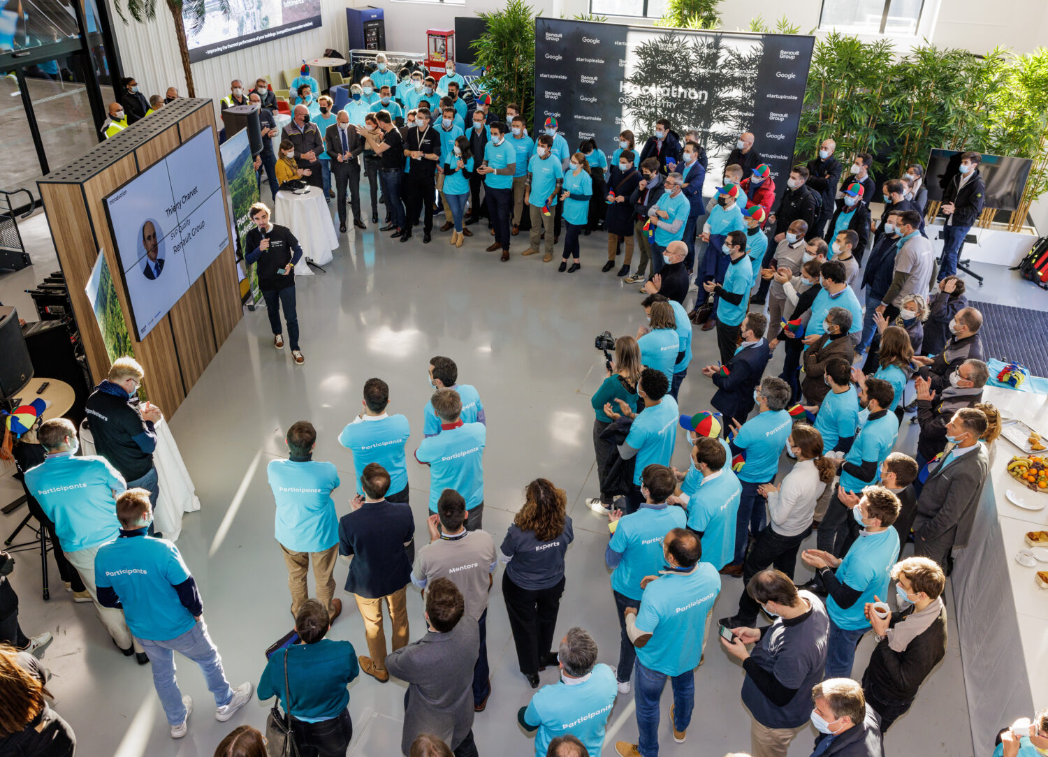 2021 - Story - Un hackathon pour la décarbonation des usines Renault Group